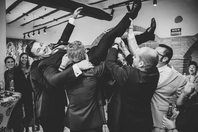 boda dominio vega requena iglesia Maria Angel BW coctel divertidas portada