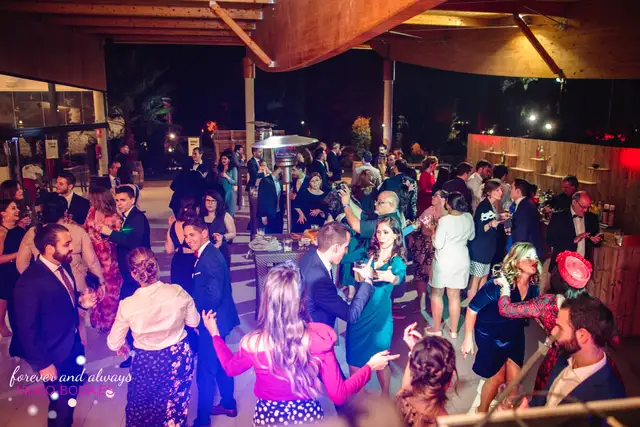 Fiesta boda  Pareja