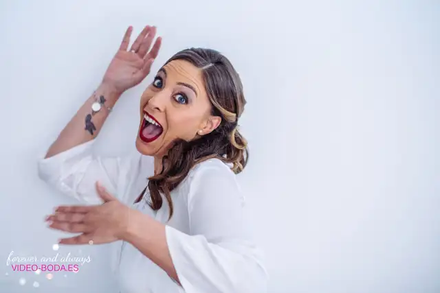 fotografías vistiendose novia mas del olmo