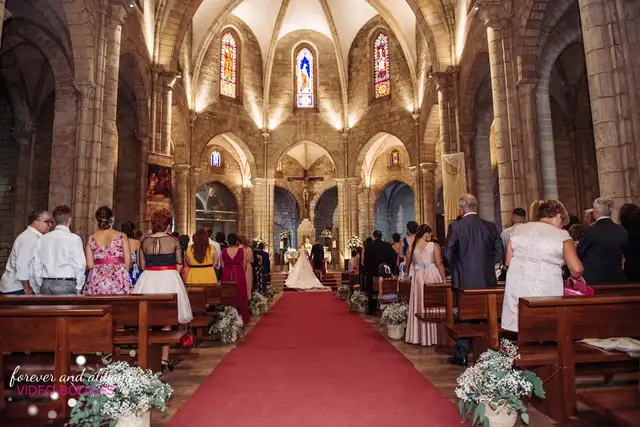 Ceremonia religiosa de Paula y Adrián en Santa Catalina