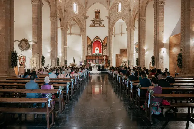 Boda de Ángela y Fernando en Bodegas Emilio Clemente ceremonia