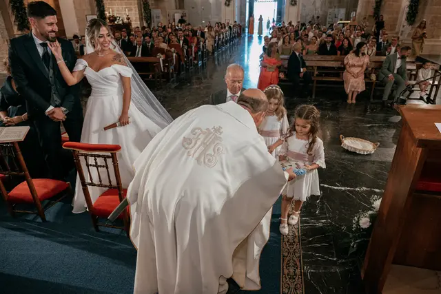 Boda de Ángela y Fernando en Bodegas Emilio Clemente ceremonia