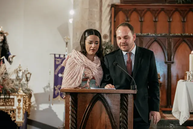 Boda de Ángela y Fernando en Bodegas Emilio Clemente ceremonia