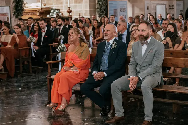 Boda de Ángela y Fernando en Bodegas Emilio Clemente ceremonia