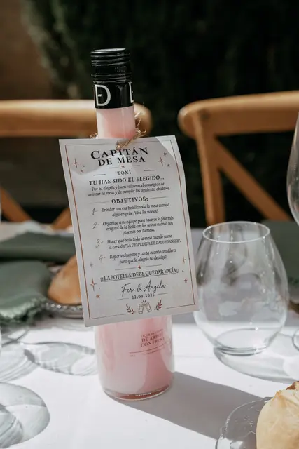 Boda de Ángela y Fernando en Bodegas Emilio Clemente detalles