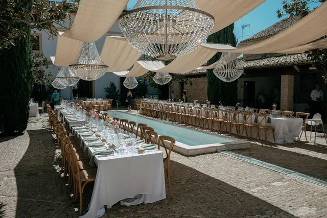Boda de Ángela y Fernando en Bodegas Emilio Clemente detalles