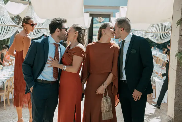 Boda de Ángela y Fernando en Bodegas Emilio Clemente grupales