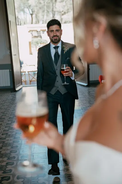 Boda de Ángela y Fernando en Bodegas Emilio Clemente sesion pareja