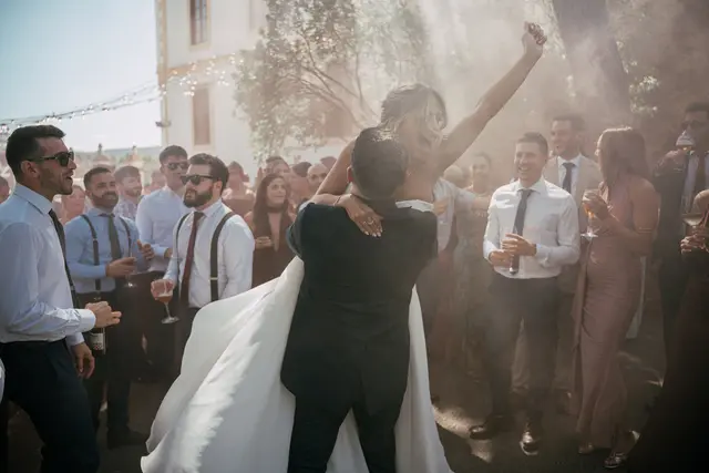 Boda de Ángela y Fernando en Bodegas Emilio Clemente sesion pareja