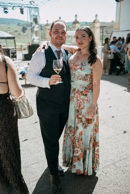 Boda de Ángela y Fernando en Bodegas Emilio Clemente coctel grupales
