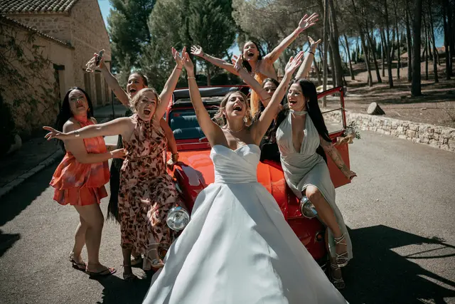 Boda de Ángela y Fernando en Bodegas Emilio Clemente coctel portada