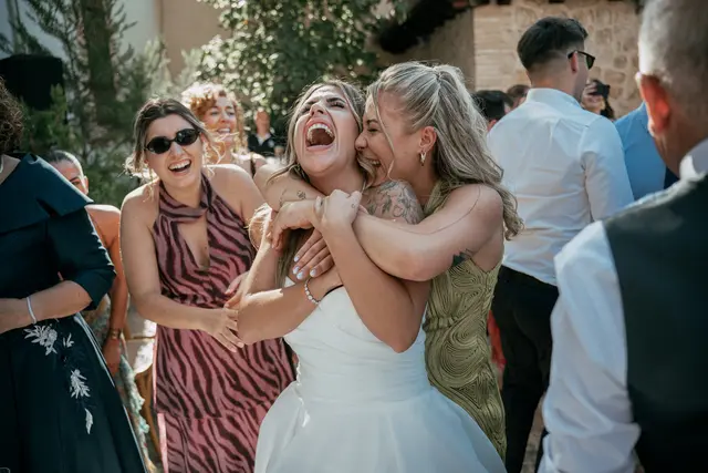 Boda de Ángela y Fernando en Bodegas Emilio Clemente banquete