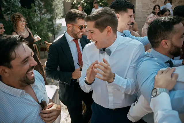 Boda de Ángela y Fernando en Bodegas Emilio Clemente banquete