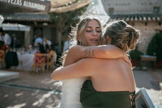 Boda de Ángela y Fernando en Bodegas Emilio Clemente emotivas