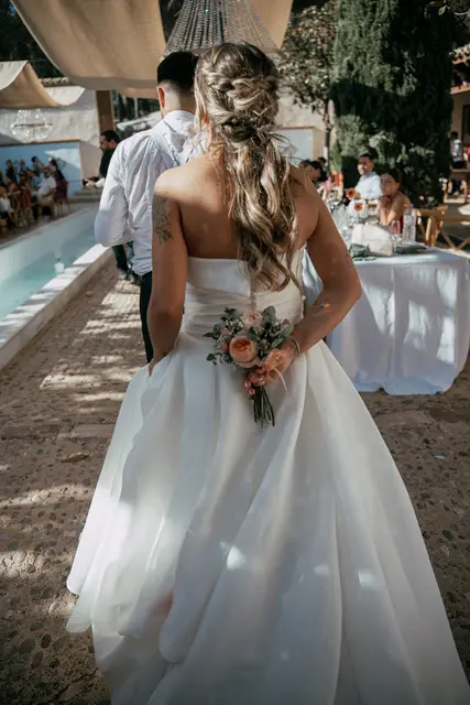 Boda de Ángela y Fernando en Bodegas Emilio Clemente emotivas