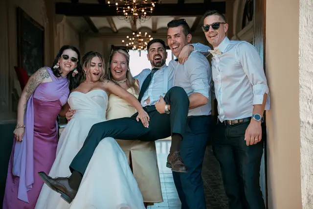 Boda de Ángela y Fernando en Bodegas Emilio Clemente banquete