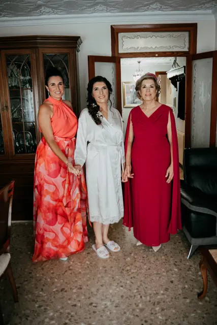 Boda de Anna y Daniel en Jardines La Cartuja preparativos