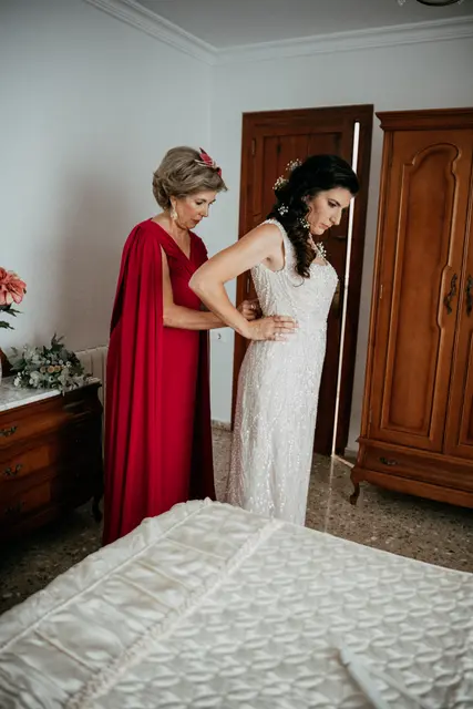 Boda de Anna y Daniel en Jardines La Cartuja preparativos