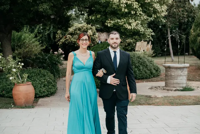 Boda de Anna y Daniel en Jardines La Cartuja ceremonia portada