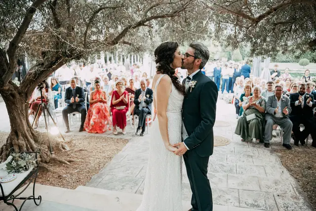 Boda de Anna y Daniel en Jardines La Cartuja ceremonia portada