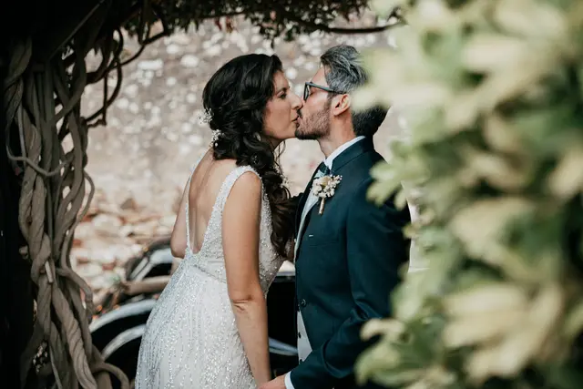 Boda de Anna y Daniel en Jardines La Cartuja portada sesion pareja