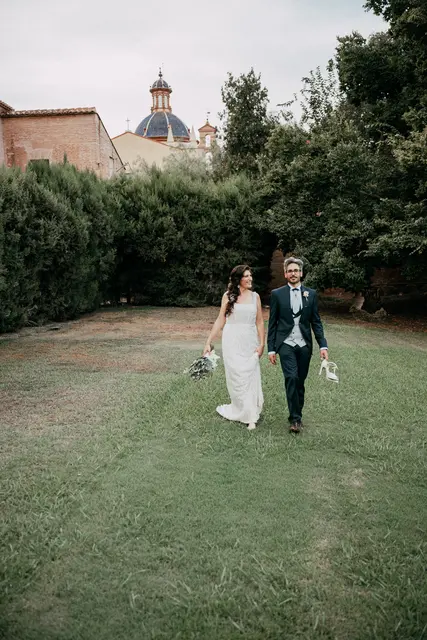 Boda de Anna y Daniel en Jardines La Cartuja sesion pareja