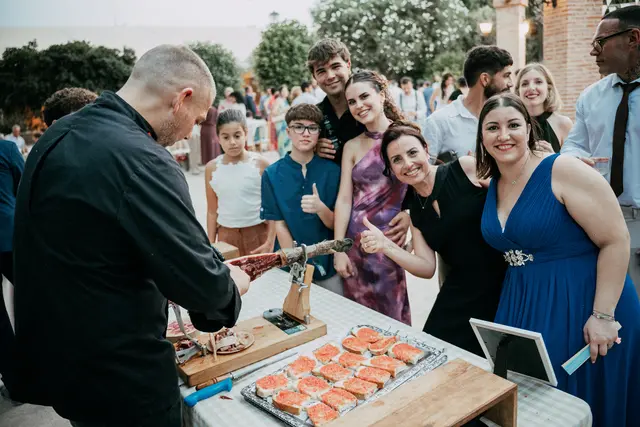 Boda de Anna y Daniel en Jardines La Cartuja coctel