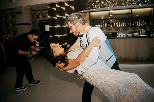 Boda de Anna y Daniel en Jardines La Cartuja baile nupcial