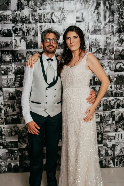 Boda de Anna y Daniel en Jardines La Cartuja photocall