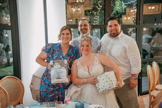 Boda de Alba y Jorge en Villa Delia banquete
