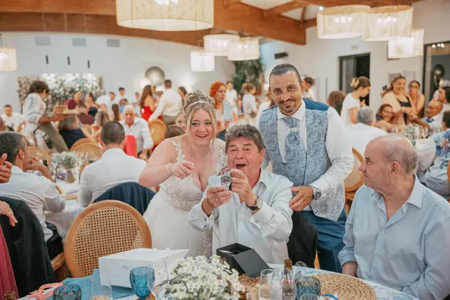 Boda de Alba y Jorge en Villa Delia banquete