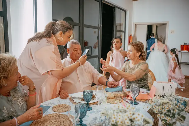 Boda de Alba y Jorge en Villa Delia banquete