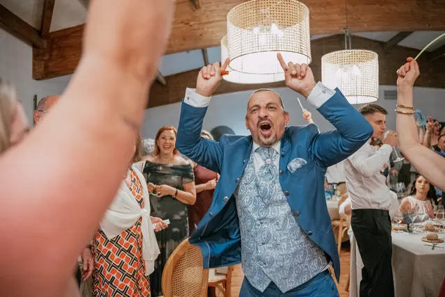 Boda de Alba y Jorge en Villa Delia banquete portada