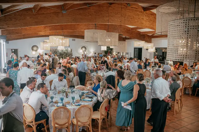 Boda de Alba y Jorge en Villa Delia banquete