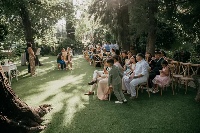 Boda de Alba y Jorge en Villa Delia Salida / Entrada