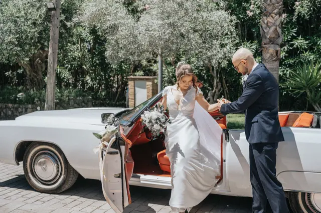 Boda de Célia y Fran en L’Hort de la Vila por Va de Novias. Salida / Entrada ceremonia