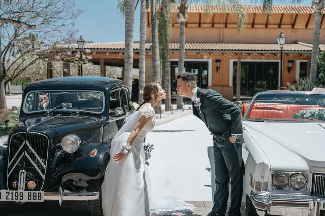 Boda de Célia y Fran en L’Hort de la Vila por Va de Novias. portada sesion pareja