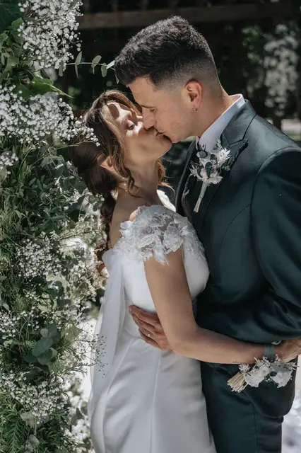 Boda de Célia y Fran en L’Hort de la Vila por Va de Novias. sesion pareja