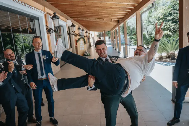 Boda de Célia y Fran en L’Hort de la Vila por Va de Novias. coctel