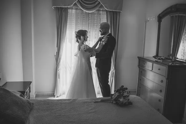 Boda de Célia y Fran en L’Hort de la Vila por Va de Novias. preparativos