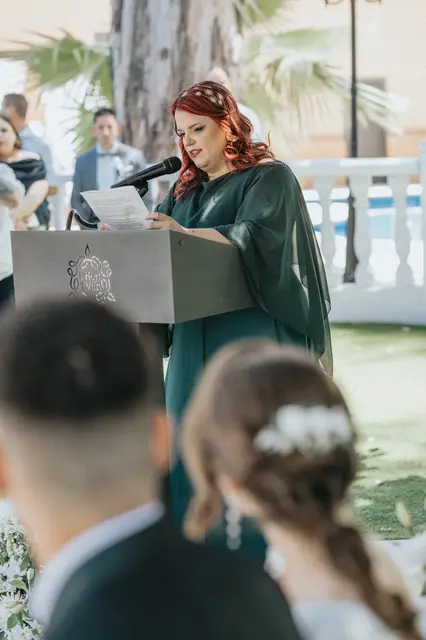 Boda de Célia y Fran en L’Hort de la Vila por Va de Novias. ceremonia