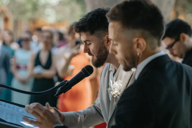 Boda de Célia y Fran en L’Hort de la Vila por Va de Novias. ceremonia