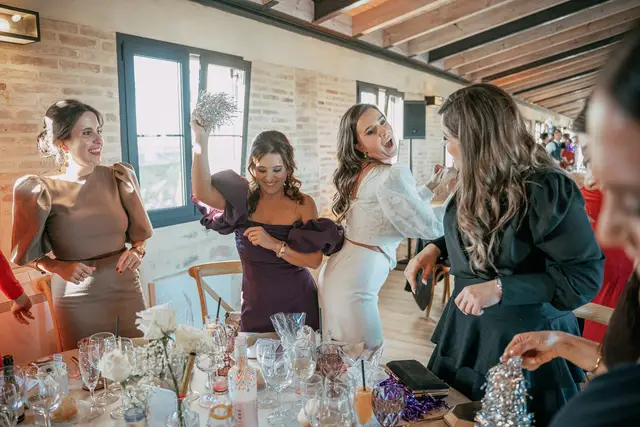 boda el teular fany david invierno banquete portada