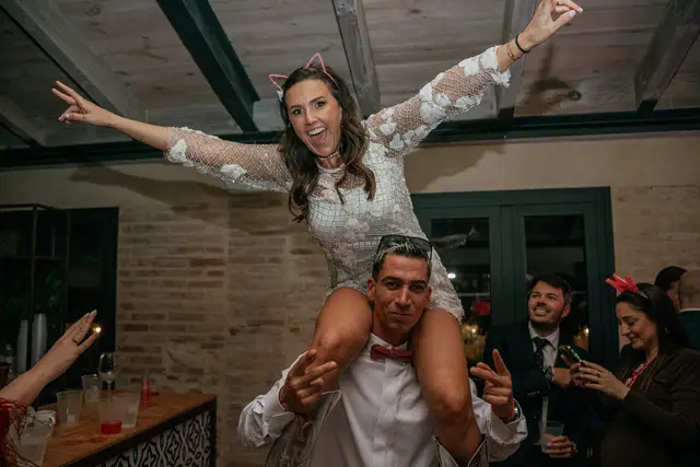 boda el teular fany david invierno divertidas fiesta portada