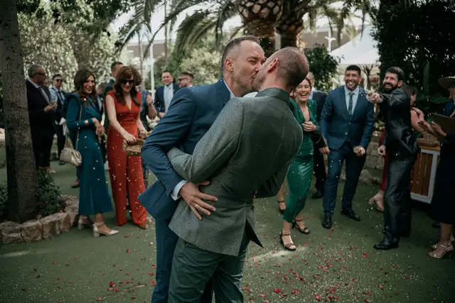 Reportaje boda Jose Sergio Rex Natura LGTB salida ceremonia