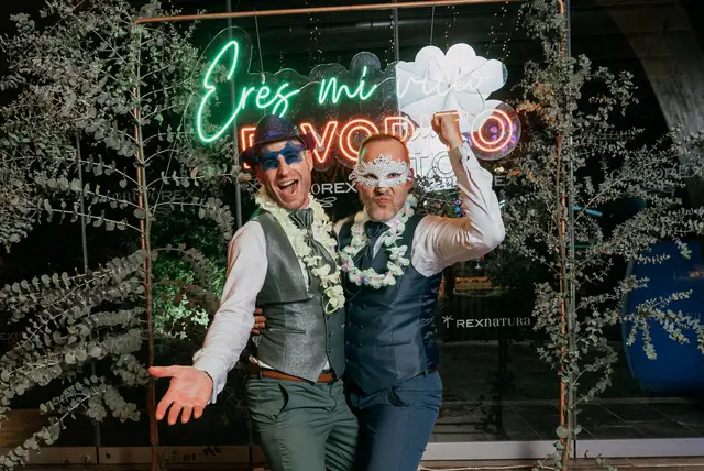 Reportaje boda Jose Sergio Rex Natura LGTB fiesta photocall