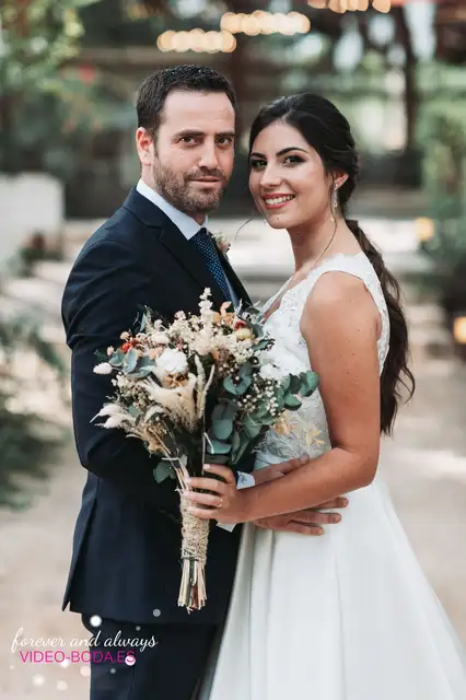 Ceremonia de Laura y Julián en Masía del Carmen