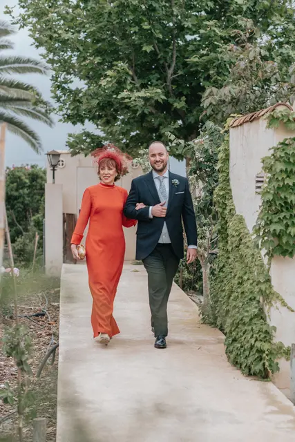Boda de María y Chema en Masía El Teular, Sueca, una celebración natural y emotiva en Valencia. Salida / Entrada