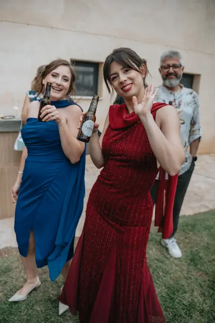 Boda de María y Chema en Masía El Teular, Sueca, una celebración natural y emotiva en Valencia. coctel