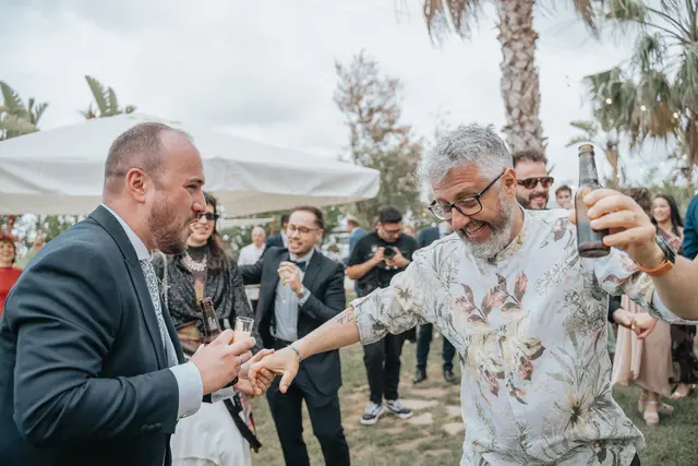 Boda de María y Chema en Masía El Teular, Sueca, una celebración natural y emotiva en Valencia. coctel